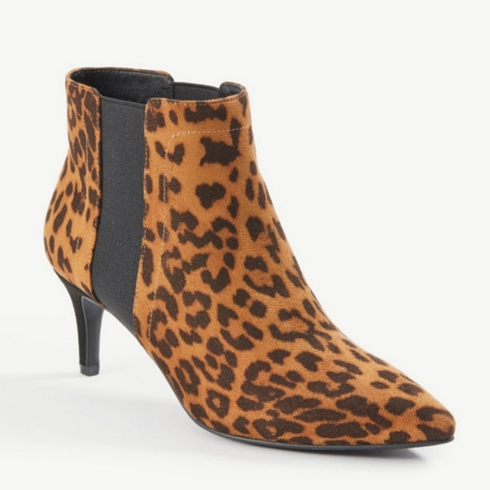 Ann Taylor NWT Booties